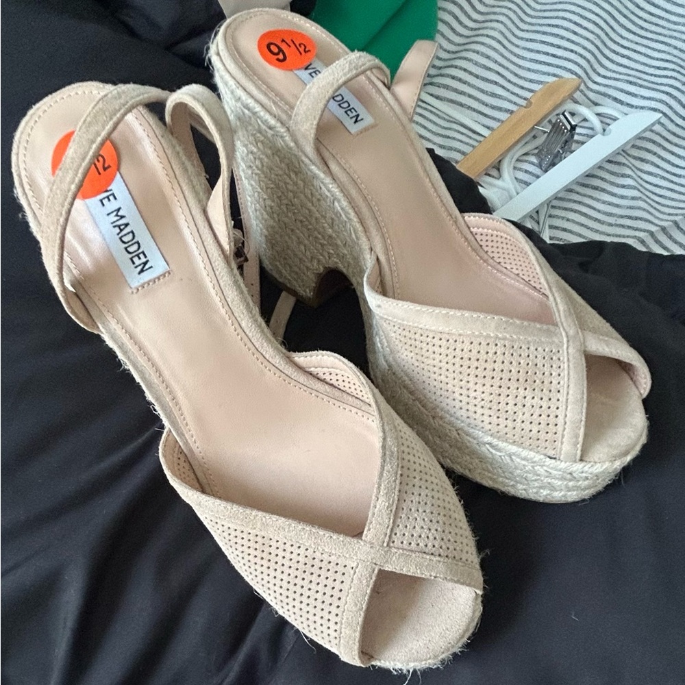 Steve Madden Women's Beige Wedge Espadrille Platform Sandals